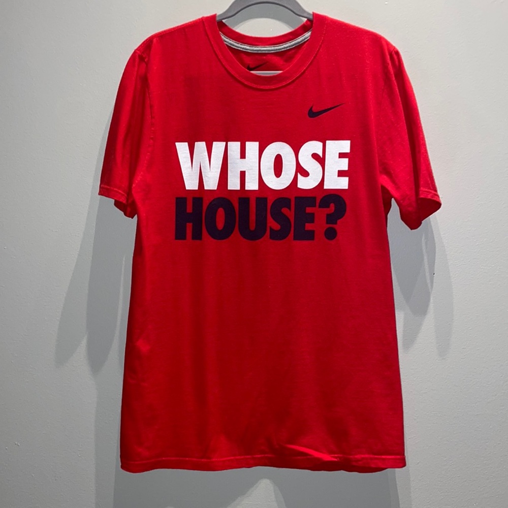 Nike University of Houston T-shirt. Mens large. Good condition.